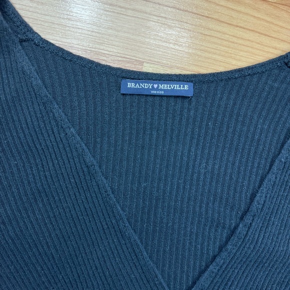 GUC BRANDY MELVILLE BODYSUIT - Picture 2 of 5